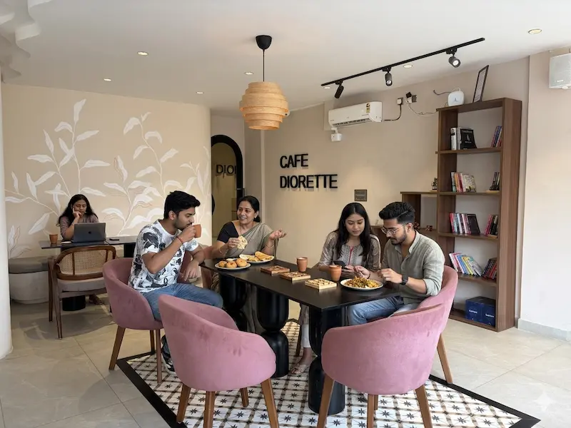 Café Experience